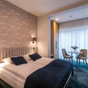 https://vesper-house.gdanskhotel.org